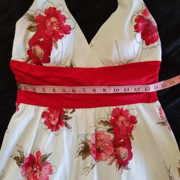 White Floral Dress - Picture 3 of 4